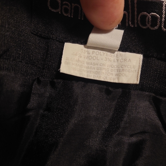 Daniel Lightfoot, size 12, formal business pencil skirt with 44% wool - Picture 5 of 5